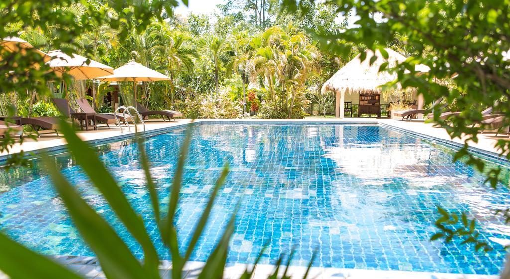 Easy Time Resort Laem Sai Beach Bagian luar foto