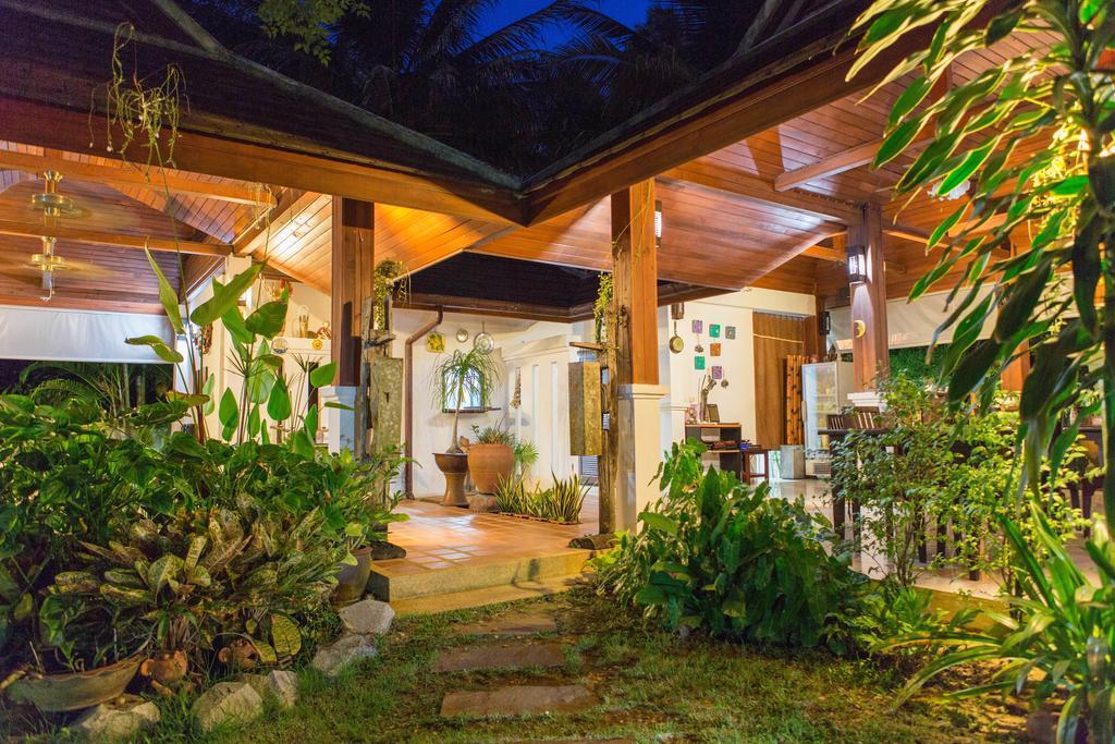 Easy Time Resort Laem Sai Beach Bagian luar foto