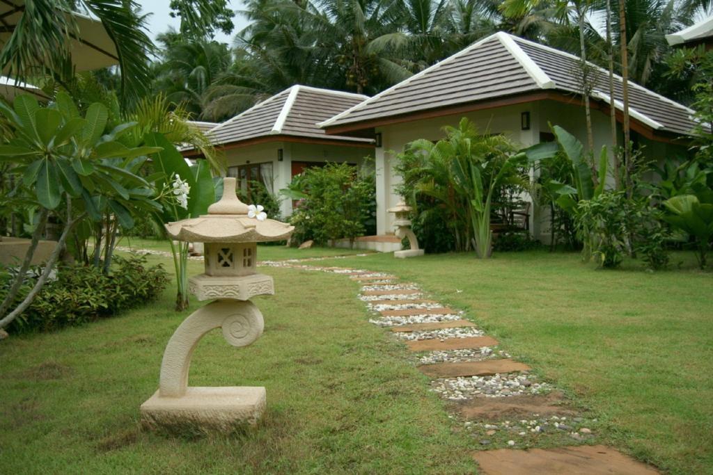 Easy Time Resort Laem Sai Beach Bagian luar foto