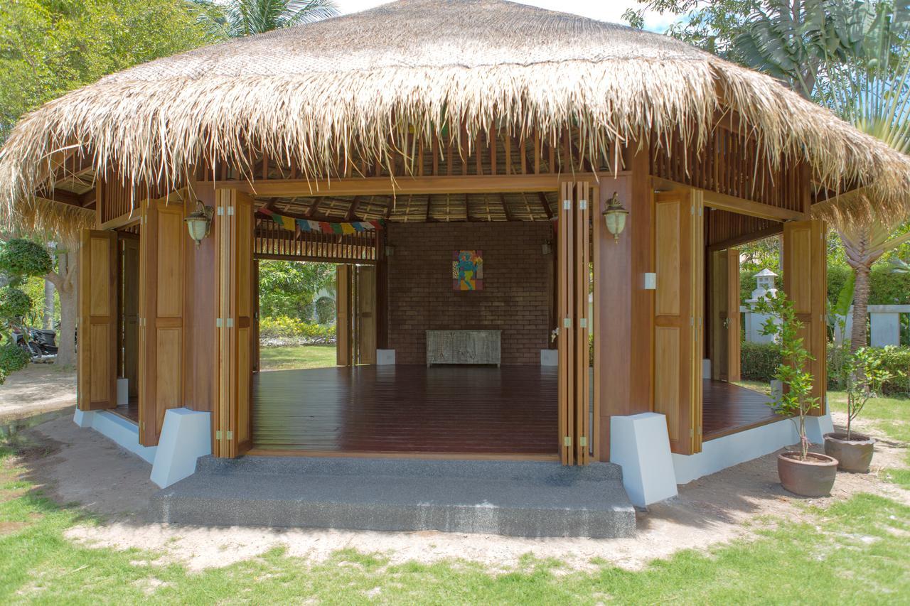 Easy Time Resort Laem Sai Beach Bagian luar foto