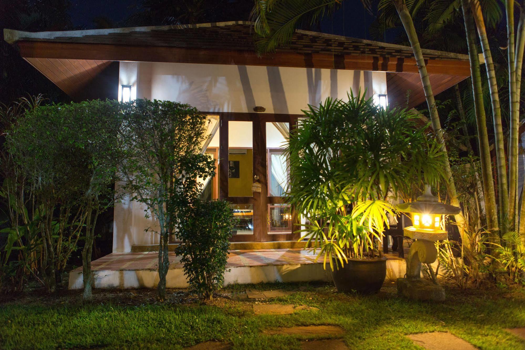 Easy Time Resort Laem Sai Beach Bagian luar foto