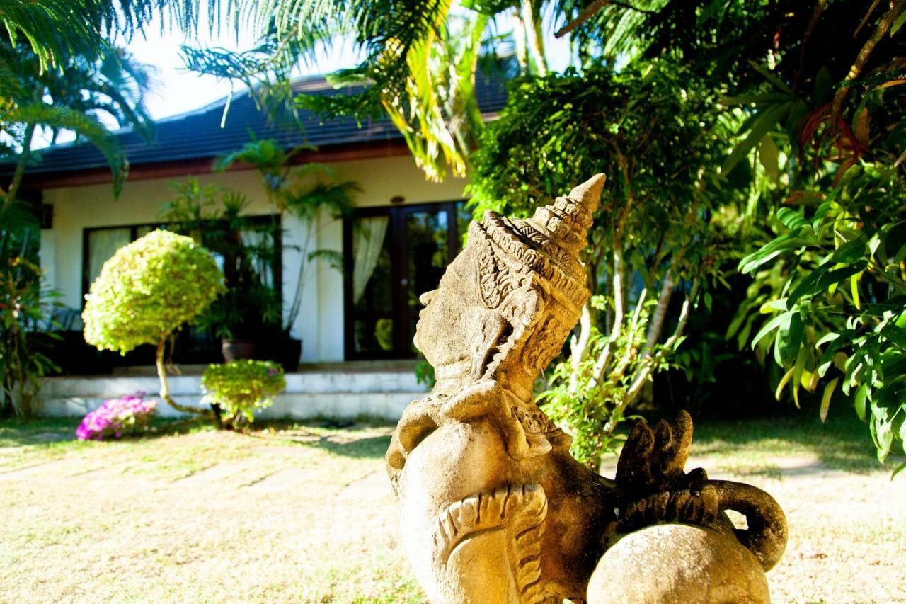 Easy Time Resort Laem Sai Beach Bagian luar foto